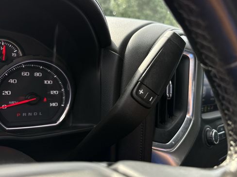 Used 2019 Chevrolet Silverado 1500 LTZ AWD/4WD image 22
