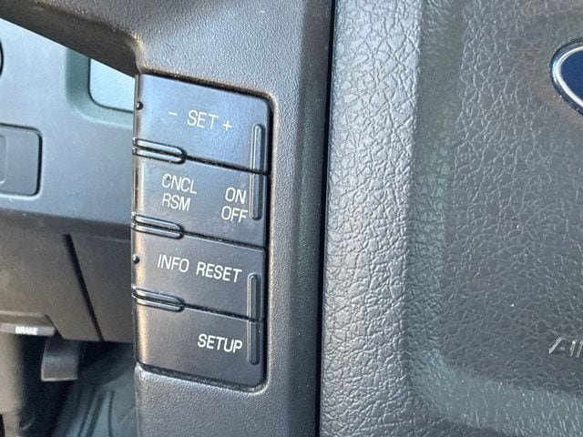 Used 2014 Ford F150 XLT AWD/4WD image 23