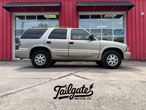 Used 2001 GMC Jimmy SLE AWD/4WD image 1