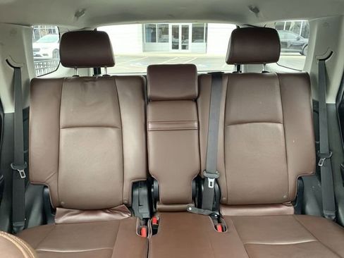 Used 2016 Toyota 4Runner Limited image 30