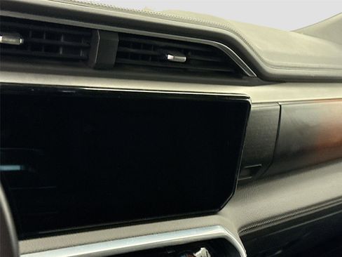 Used 2022 GMC Sierra 1500 Denali image 4