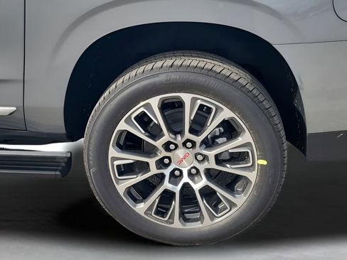 New 2026 GMC Yukon XL Denali w/ Sun & Power Step Package image 18