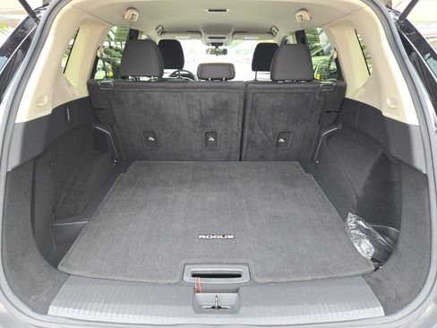 Used 2023 Nissan Rogue S FWD image 23