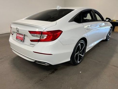 Used 2020 Honda Accord Sport image 3
