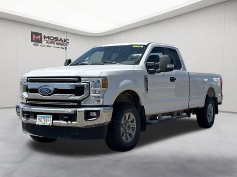 Used 2022 Ford F350 XLT w/ XLT Value Package AWD/4WD image 4