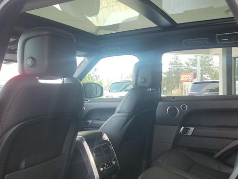 Used 2020 Land Rover Range Rover Sport HSE Dynamic AWD/4WD image 9