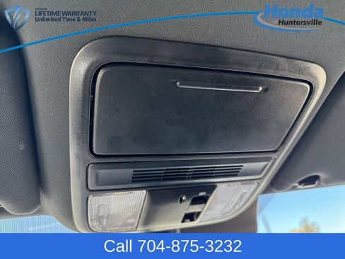 Used 2022 Honda Pilot Sport image 30