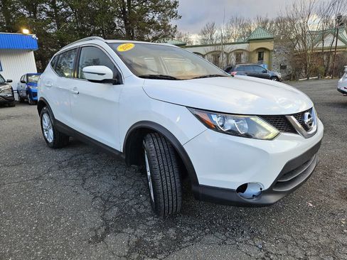 Used 2017 Nissan Rogue Sport SV image 7