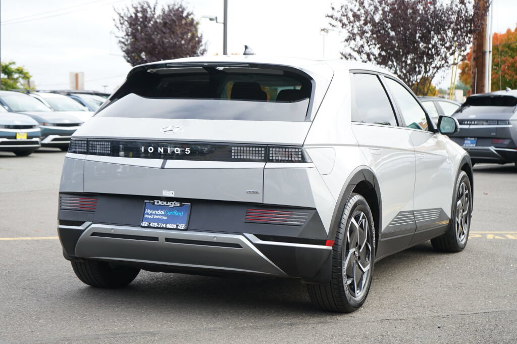 Certified 2024 Hyundai Ioniq 5 SE AWD/4WD image 7