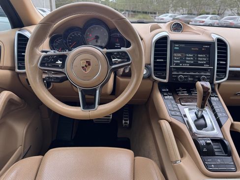 Used 2016 Porsche Cayenne S AWD/4WD image 13