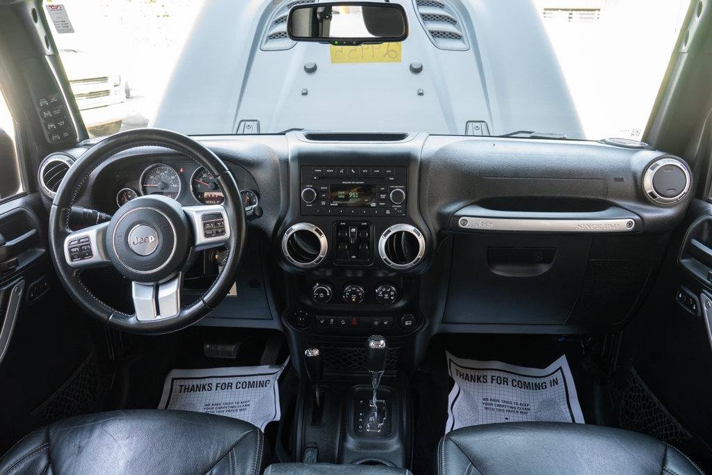 Used 2016 Jeep Wrangler Unlimited Rubicon AWD/4WD image 18
