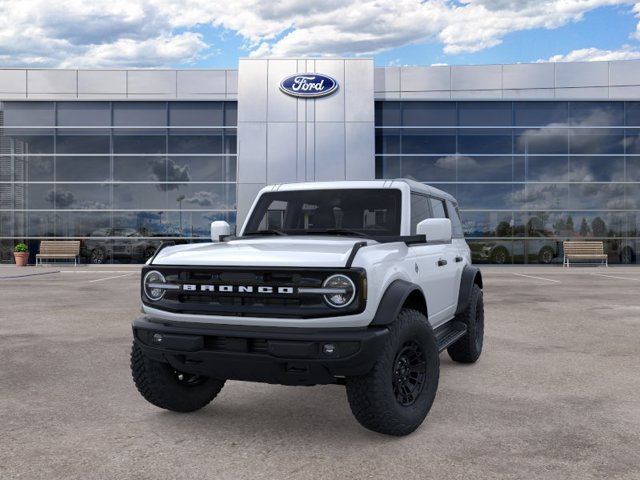 New 2026 Ford Bronco Outer Banks w/ Sasquatch Package AWD/4WD image 2