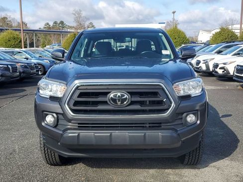 Used 2022 Toyota Tacoma SR5 image 2