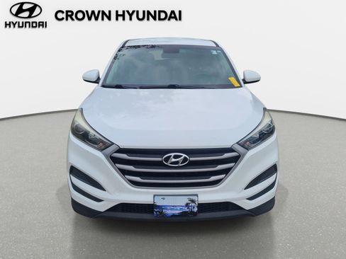 Used 2018 Hyundai Tucson SE FWD image 2