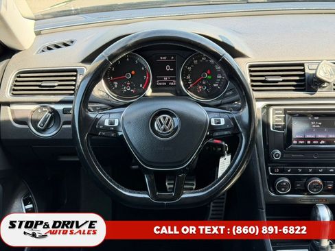 Used 2016 Volkswagen Passat 1.8T R-Line FWD image 14