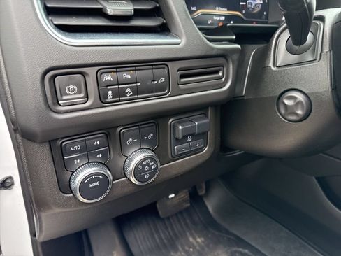 Used 2022 GMC Yukon AT4 w/ Max Trailering Package AWD/4WD image 32