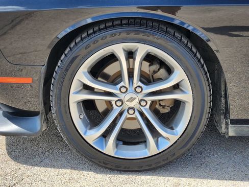 Used 2022 Dodge Challenger GT w/ Plus Package image 10