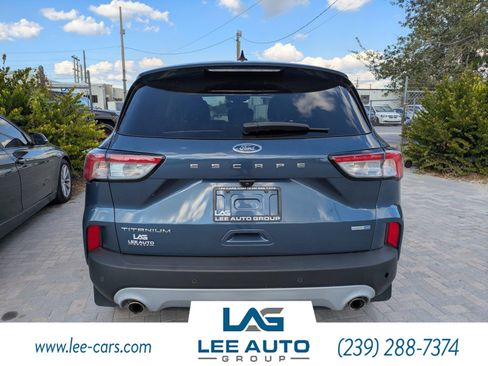 Used 2020 Ford Escape Titanium w/ Titanium Premium Package 2.0 image 4