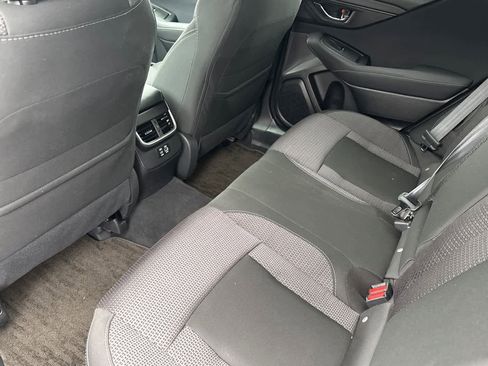 Used 2025 Subaru Outback Premium AWD/4WD image 12