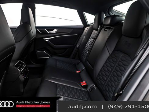 New 2025 Audi RS 7 Performance image 8