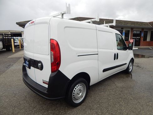 Used 2021 RAM ProMaster City Tradesman image 8