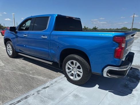 Used 2023 Chevrolet Silverado 1500 LTZ w/ Z71 Off-Road Package AWD/4WD image 13
