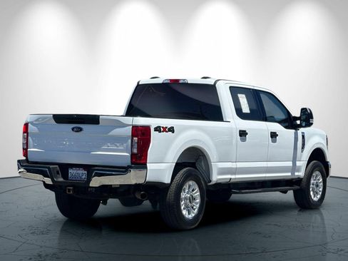 Used 2022 Ford F250 XLT AWD/4WD image 4