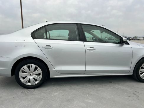 Used 2014 Volkswagen Jetta SE image 12