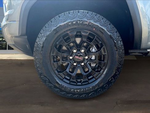 New 2026 GMC Canyon Elevation w/ Convenience Package RWD image 13