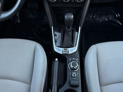 Used 2020 Toyota Yaris LE image 21