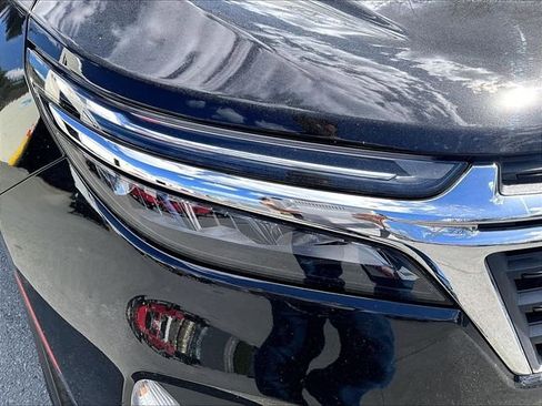 Used 2023 Chevrolet Equinox LT AWD/4WD image 30