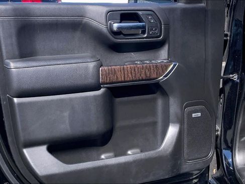 Used 2019 GMC Sierra 1500 Denali w/ Technology Package AWD/4WD image 22