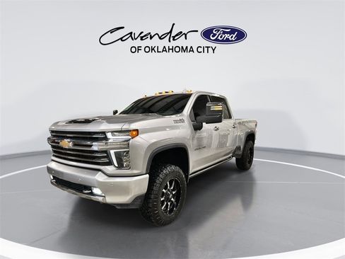 Used 2022 Chevrolet Silverado 2500 High Country image 4