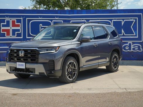 New 2026 Honda Pilot image 1