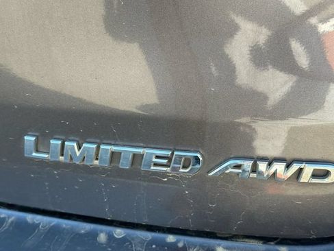 Used 2015 Toyota Highlander Limited Platinum AWD/4WD image 12