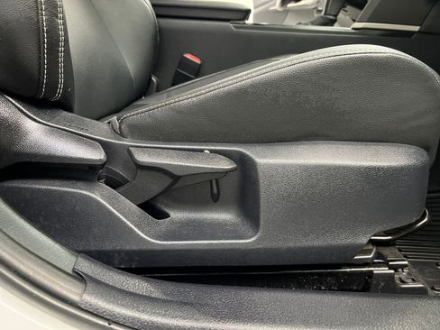 Used 2025 Toyota Camry SE image 22