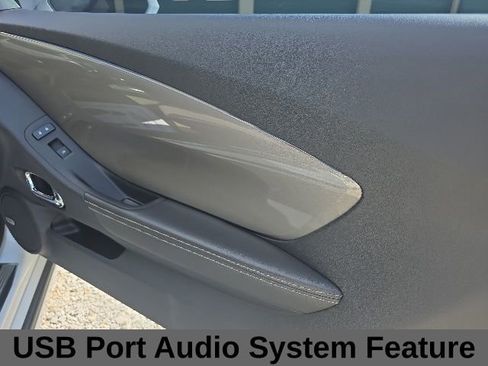 Used 2015 Chevrolet Camaro SS RWD image 16