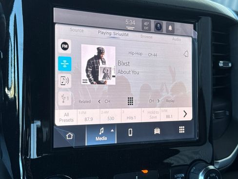 New 2026 RAM 1500 Express AWD/4WD image 16