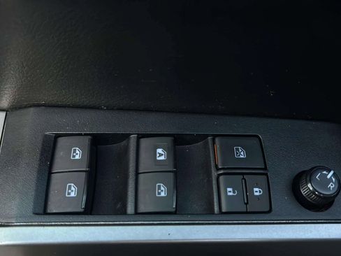 Used 2022 Toyota Tacoma SR5 image 43