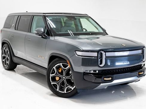 Used 2024 Rivian R1S Adventure AWD/4WD image 5