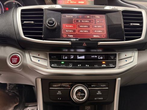 Used 2015 Honda Accord EX-L image 29