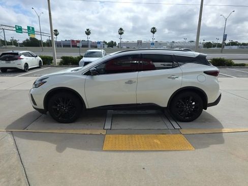 Used 2024 Nissan Murano SV w/ SV Midnight Edition Package image 7