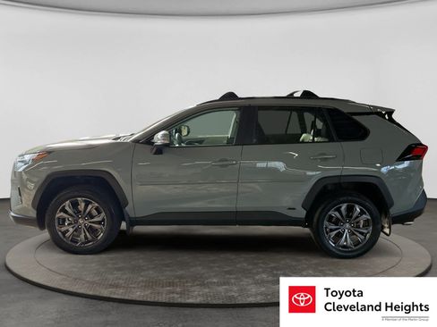 Used 2023 Toyota RAV4 XLE Premium AWD/4WD image 8