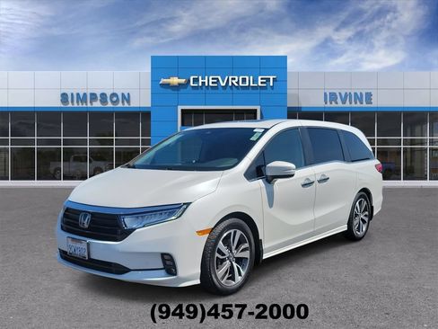 Used 2023 Honda Odyssey Touring image 4