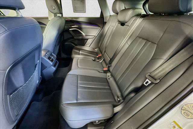 Used 2025 Audi Q5 Premium AWD/4WD image 21