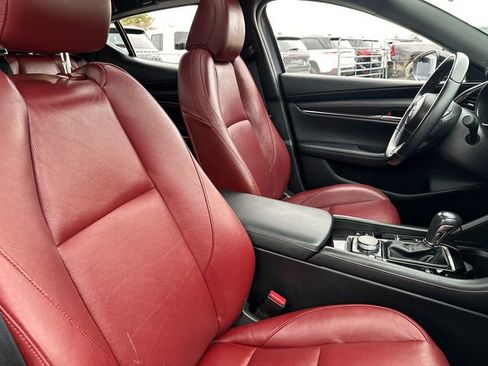 Used 2023 MAZDA MAZDA3 s image 15