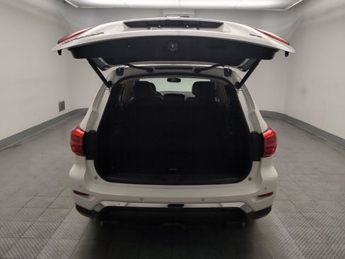 Used 2019 Nissan Pathfinder SL FWD image 29