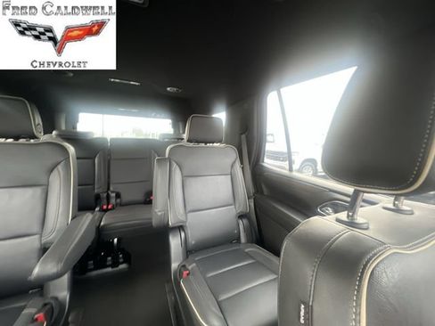 Used 2023 Chevrolet Tahoe Premier RWD image 14