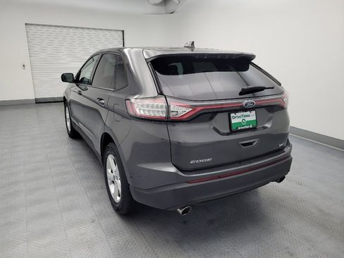Used 2017 Ford Edge SE w/ Cargo Accessory Package AWD/4WD image 3