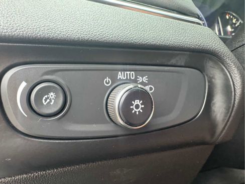 Used 2021 Buick Enclave Avenir image 14